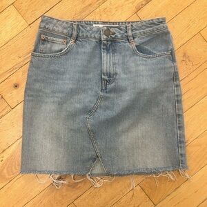 ASOS Blue Jean Denim Mini Skirt Women’s‎ Size 6